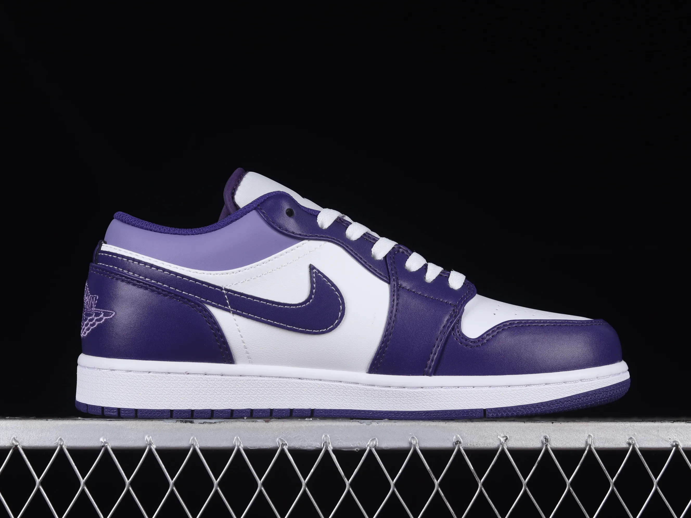 All categories Air Jordan Jordan series basketball shoes Air Jordan 1 Low Z version Air Jordan 1 Low AJ1 Joe 1 white and purple low-top cultural casual sneakers 553558-515